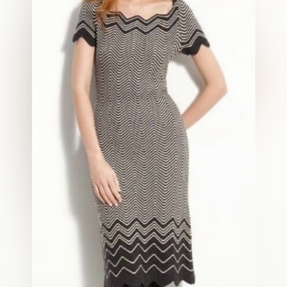 Tory Burch “Kent” 100% Merino wool smoke grey chevron sweater dress